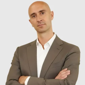 David Vargas Regenera